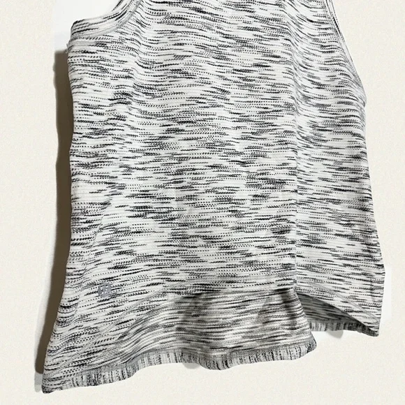 Lululemon Squad Goals Tank - Picture 7 of 7